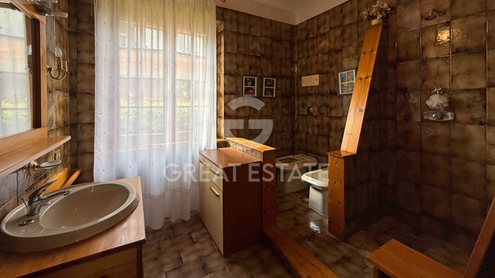 Image No.20-3 Bed Country House for sale