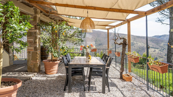 Image No.18-Maison de campagne de 4 chambres à vendre à Umbertide