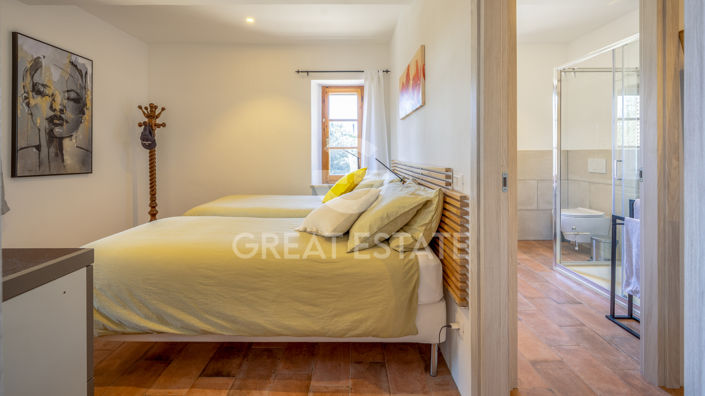 Image No.25-Maison de campagne de 4 chambres à vendre à Umbertide