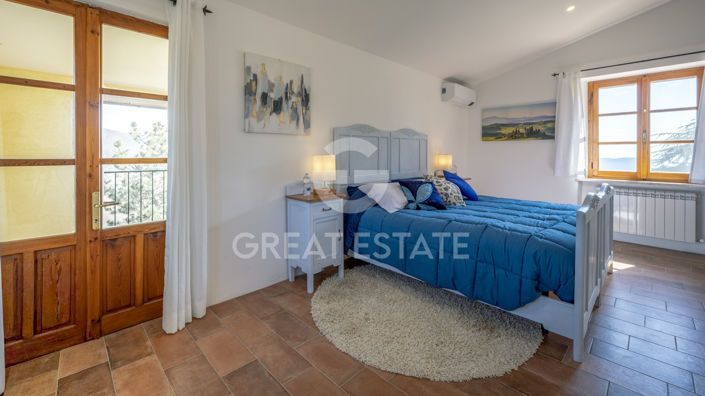 Image No.32-Maison de campagne de 4 chambres à vendre à Umbertide