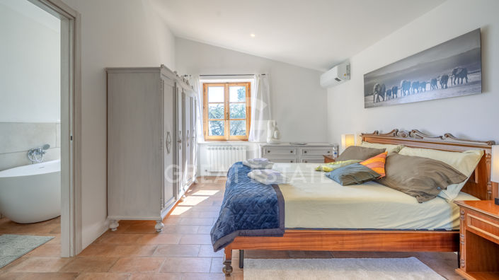 Image No.34-Maison de campagne de 4 chambres à vendre à Umbertide