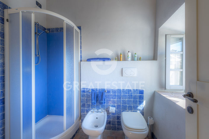 Image No.40-12 Bed Country House for sale