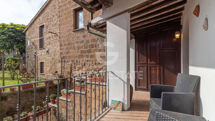 Image No.14-3 Bed Property for sale