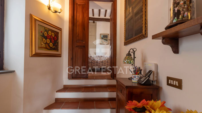 Image No.22-3 Bed Property for sale