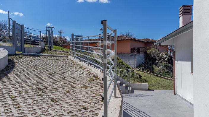 Image No.11-2 Bed Villa for sale