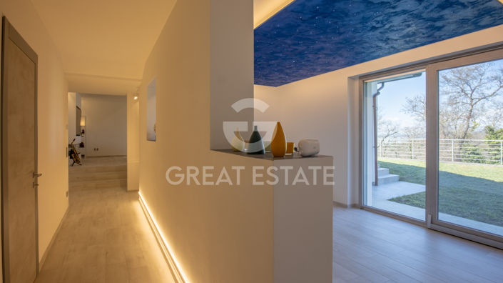 Image No.16-2 Bed Villa for sale