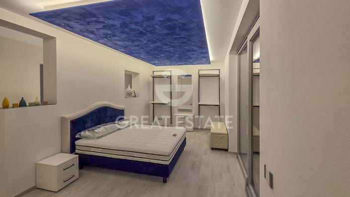 Image No.21-2 Bed Villa for sale