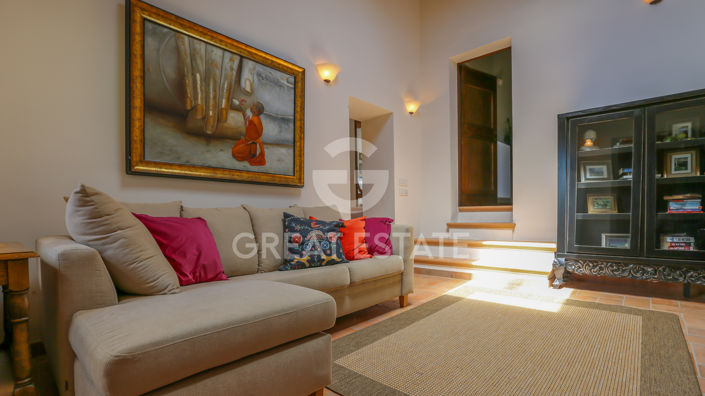 Image No.17-4 Bed Country House for sale