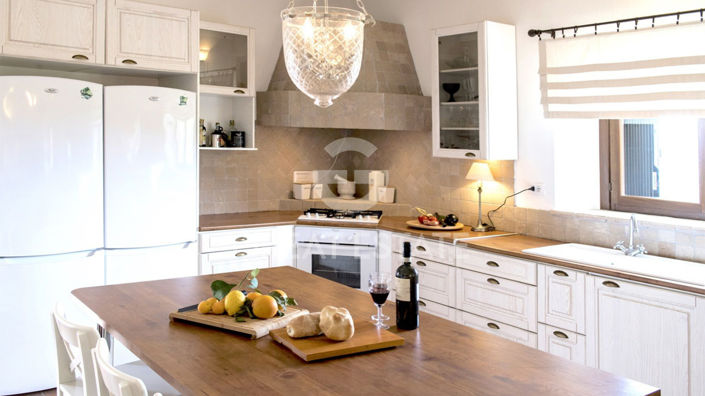 Image No.6-4 Bed Country House for sale