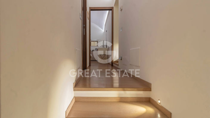 Image No.7-2 Bed Property for sale