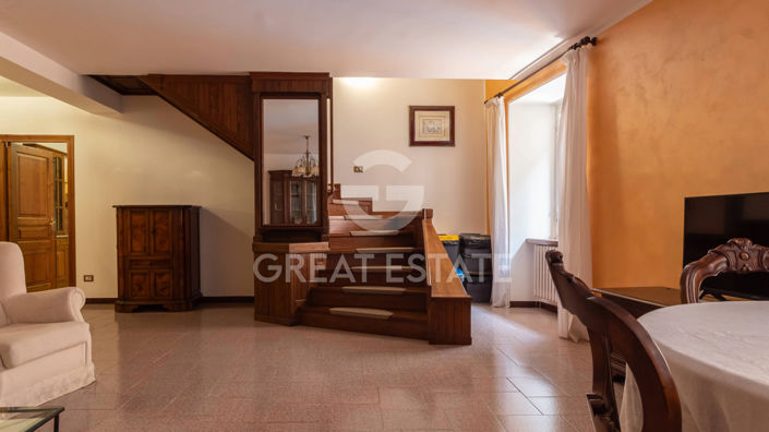 Image No.11-3 Bed Property for sale