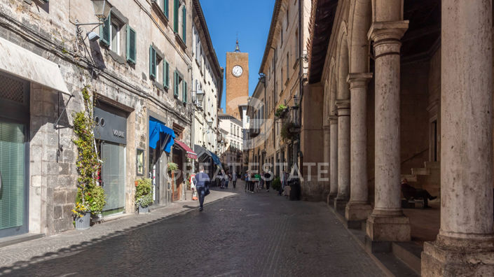 Image No.20-3 Bed Property for sale