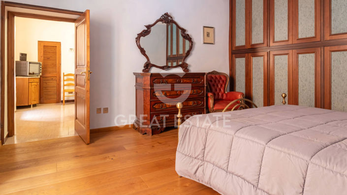 Image No.9-3 Bed Property for sale