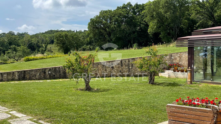 Image No.10-4 Bed Country House for sale