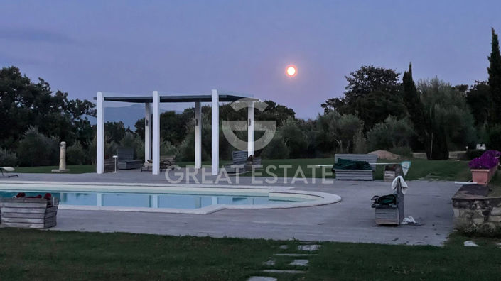 Image No.12-4 Bed Country House for sale