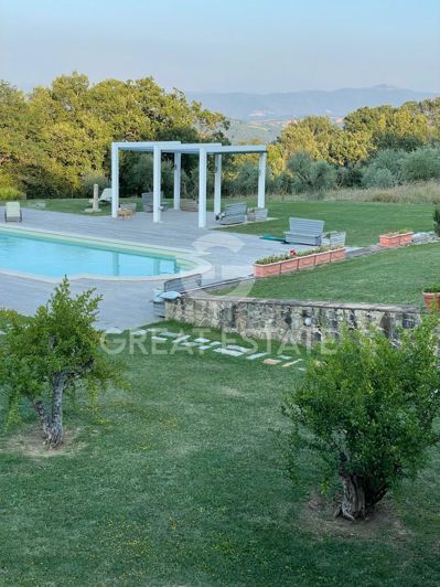 Image No.13-4 Bed Country House for sale