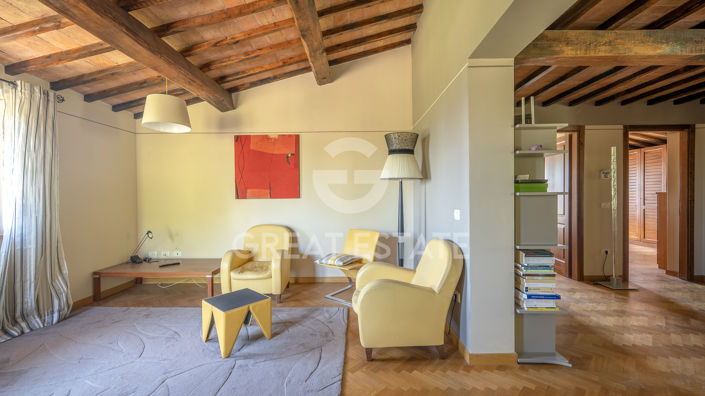 Image No.18-4 Bed Country House for sale