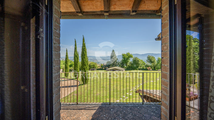 Image No.7-4 Bed Country House for sale