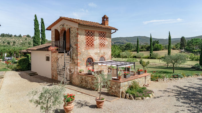 Image No.12-7 Bed Country House for sale