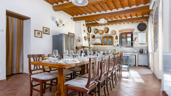 Image No.17-7 Bed Country House for sale