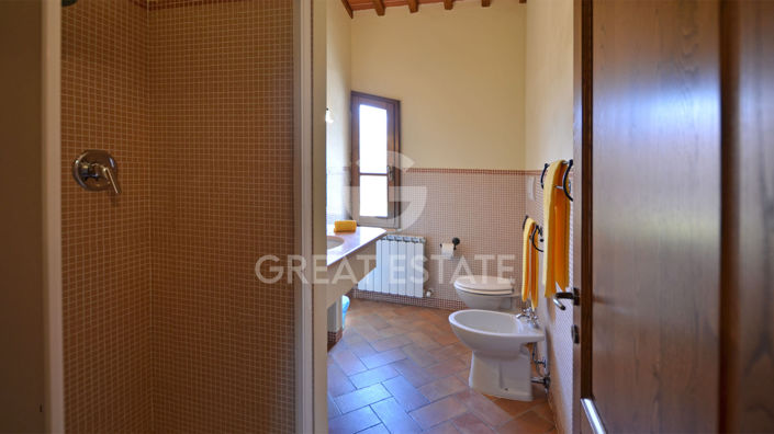 Image No.25-7 Bed Country House for sale