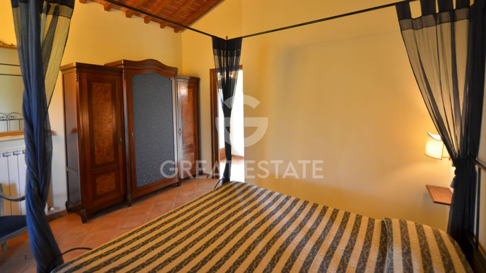 Image No.30-7 Bed Country House for sale