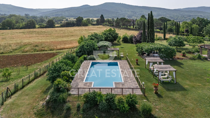 Image No.35-7 Bed Country House for sale