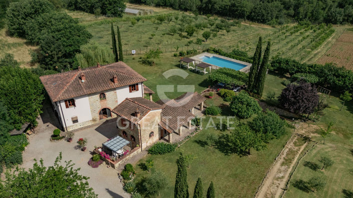 Image No.8-7 Bed Country House for sale