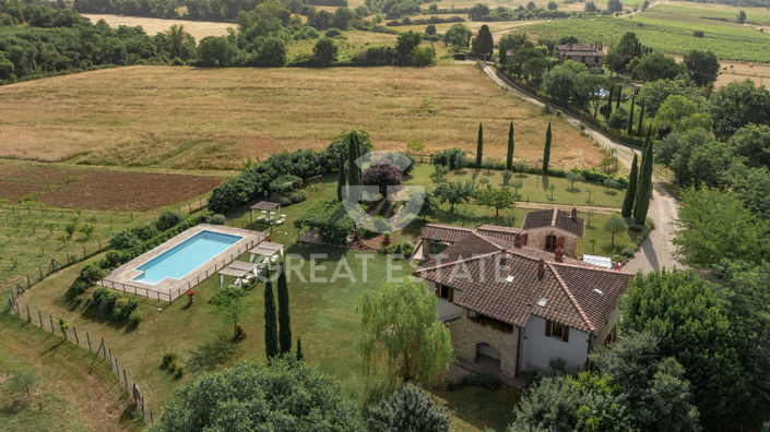 Image No.9-7 Bed Country House for sale