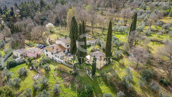 Image No.12-8 Bed Country House for sale