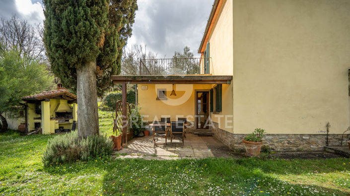 Image No.17-8 Bed Country House for sale