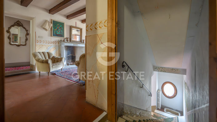 Image No.30-8 Bed Country House for sale