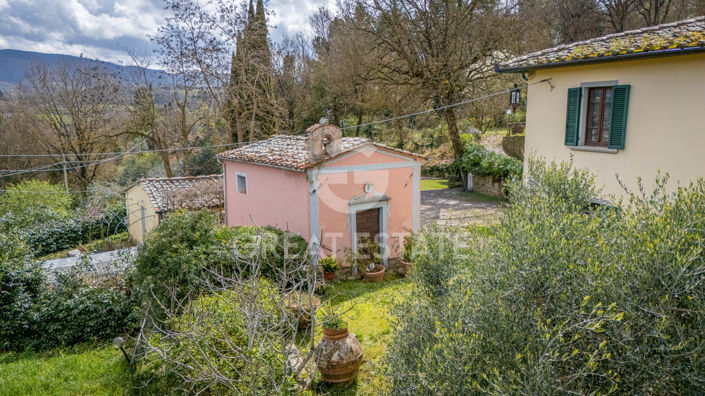 Image No.10-8 Bed Country House for sale