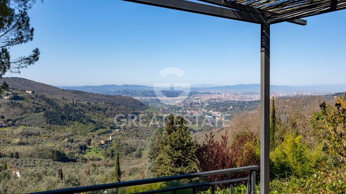 Image No.14-10 Bed Country House for sale