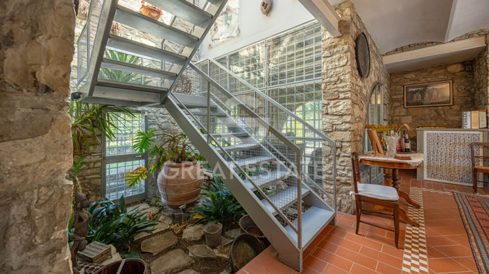 Image No.19-10 Bed Country House for sale