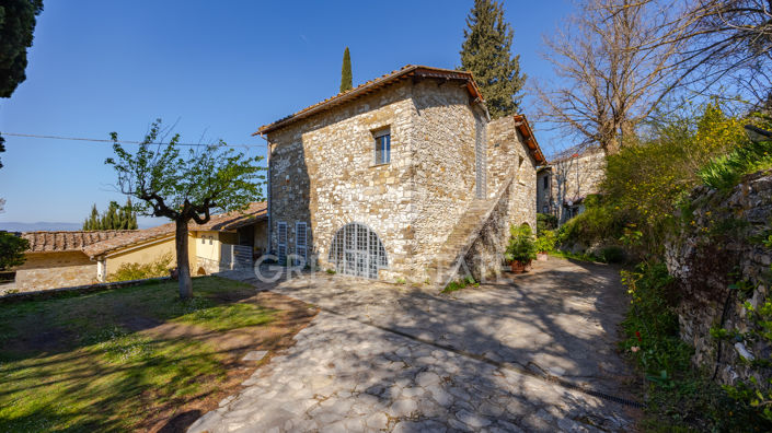 Image No.8-10 Bed Country House for sale