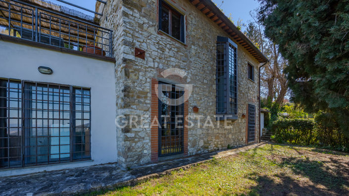 Image No.9-10 Bed Country House for sale