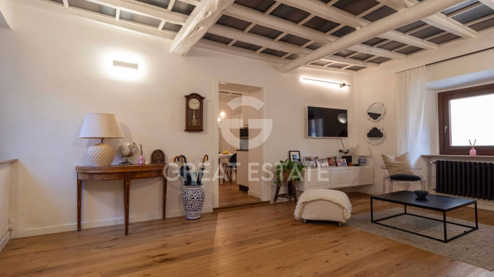 Image No.3-2 Bed Property for sale