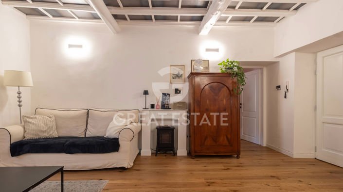 Image No.6-2 Bed Property for sale