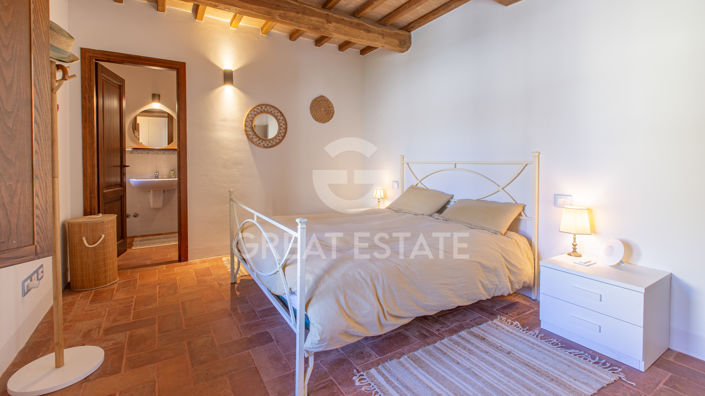 Image No.19-2 Bed Apartment for sale