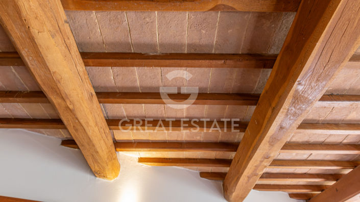 Image No.23-2 Bed Apartment for sale