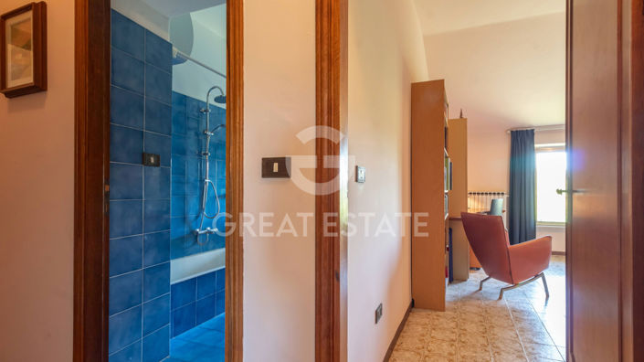 Image No.29-2 Bed Country House for sale