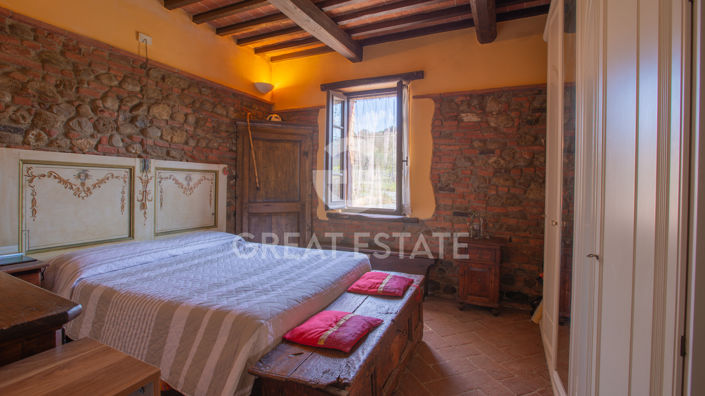 Image No.12-4 Bed Country House for sale