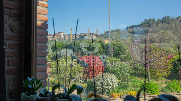 Image No.20-4 Bed Country House for sale