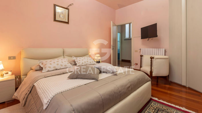 Image No.17-2 Bed Apartment for sale