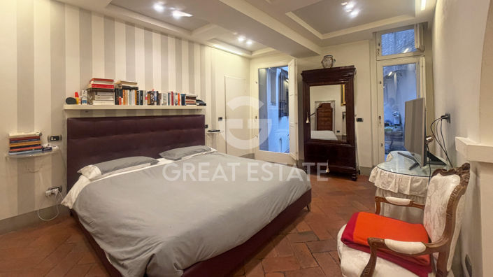 Image No.13-2 Bed Property for sale