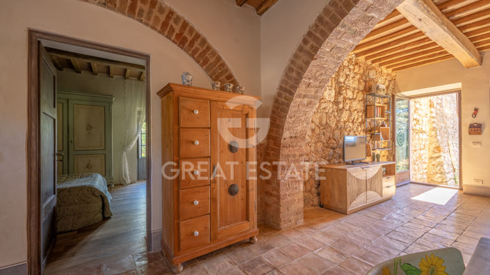 Image No.20-4 Bed Country House for sale