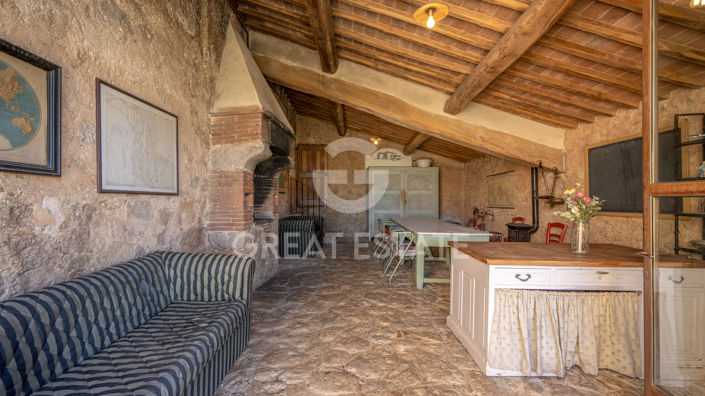 Image No.23-4 Bed Country House for sale