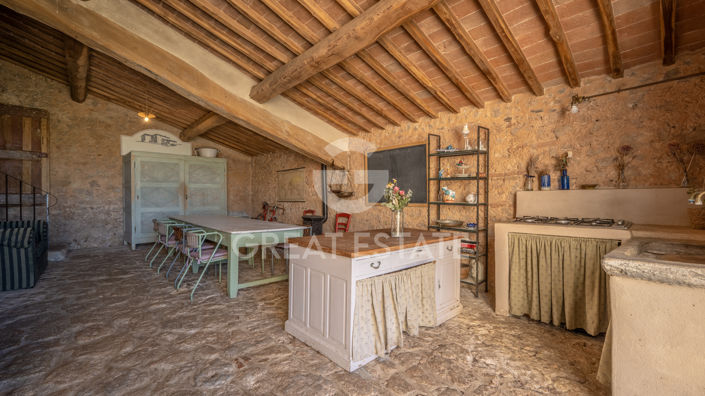 Image No.24-4 Bed Country House for sale