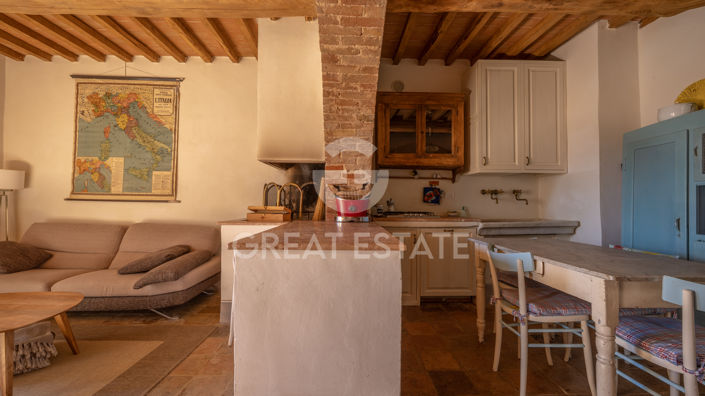 Image No.31-4 Bed Country House for sale